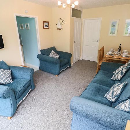 Вилла Number 6 Oxwich Leisure Park Суонси Экстерьер фото