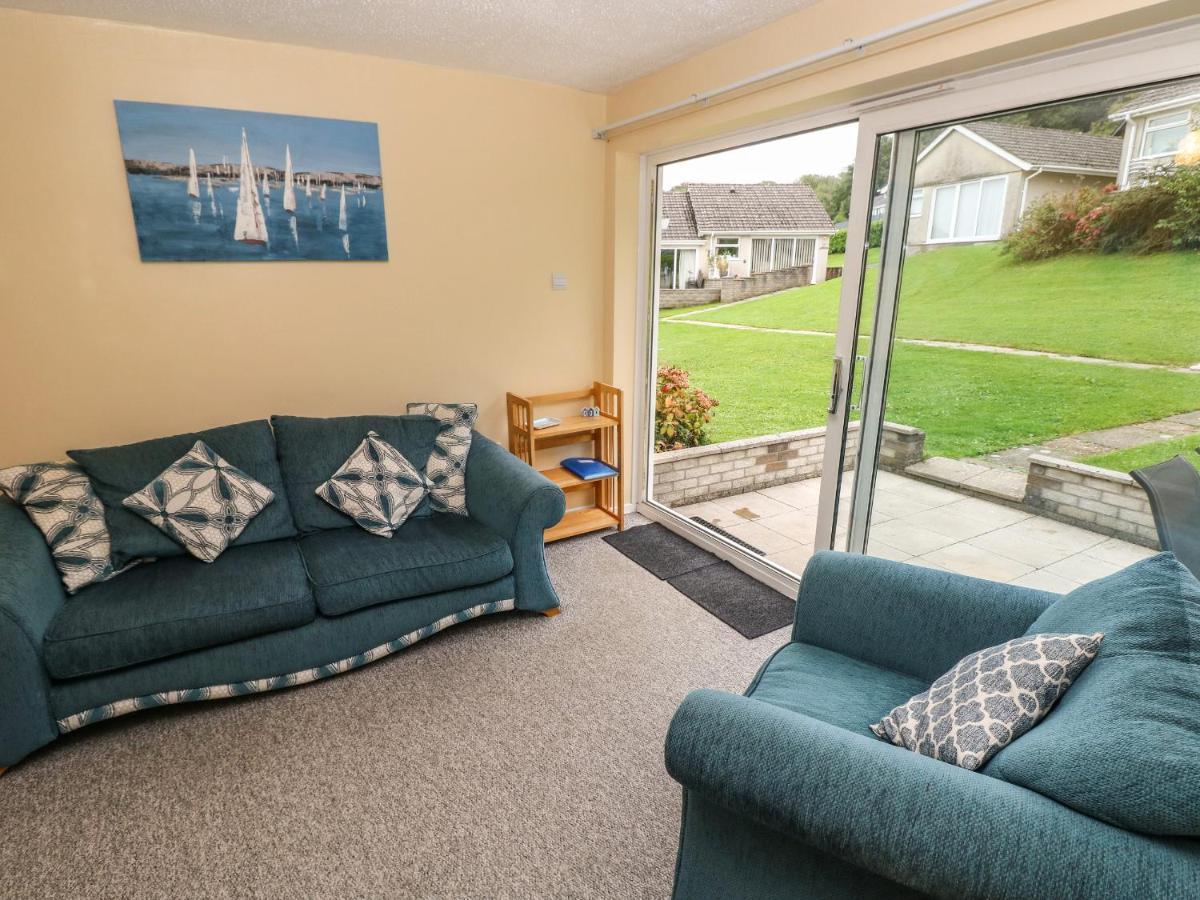 Вилла Number 6 Oxwich Leisure Park Суонси Экстерьер фото