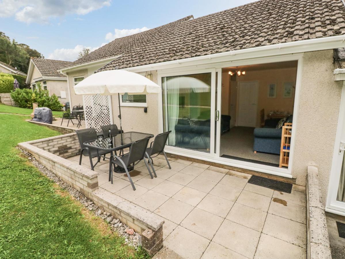 Вилла Number 6 Oxwich Leisure Park Суонси Экстерьер фото