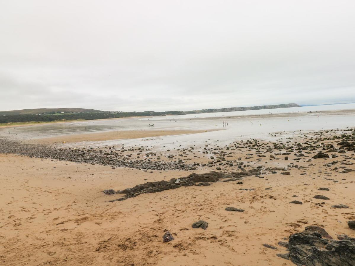Вилла Number 6 Oxwich Leisure Park Суонси Экстерьер фото
